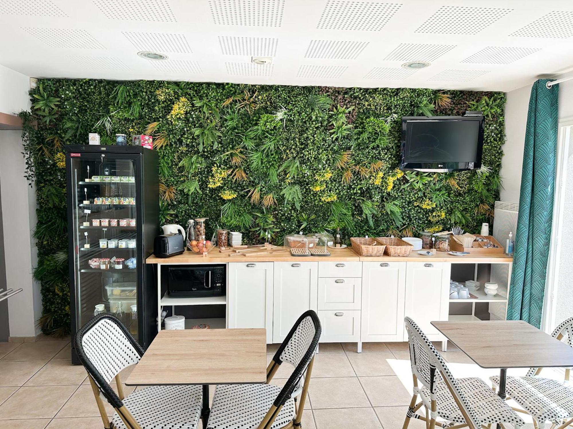 艾克西克酒店 圣皮埃尔杜山 外观 照片