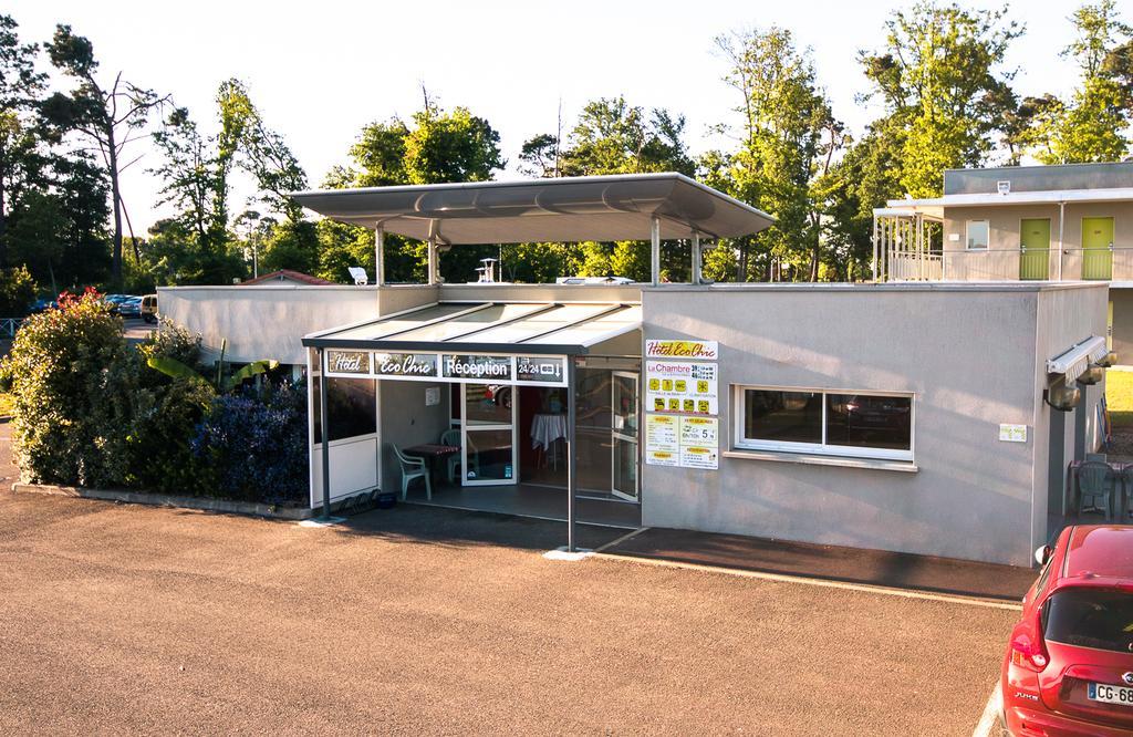 艾克西克酒店 圣皮埃尔杜山 外观 照片